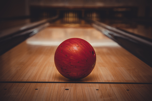 Lass dir von den Profis neue Bowling-Tricks zeigen!